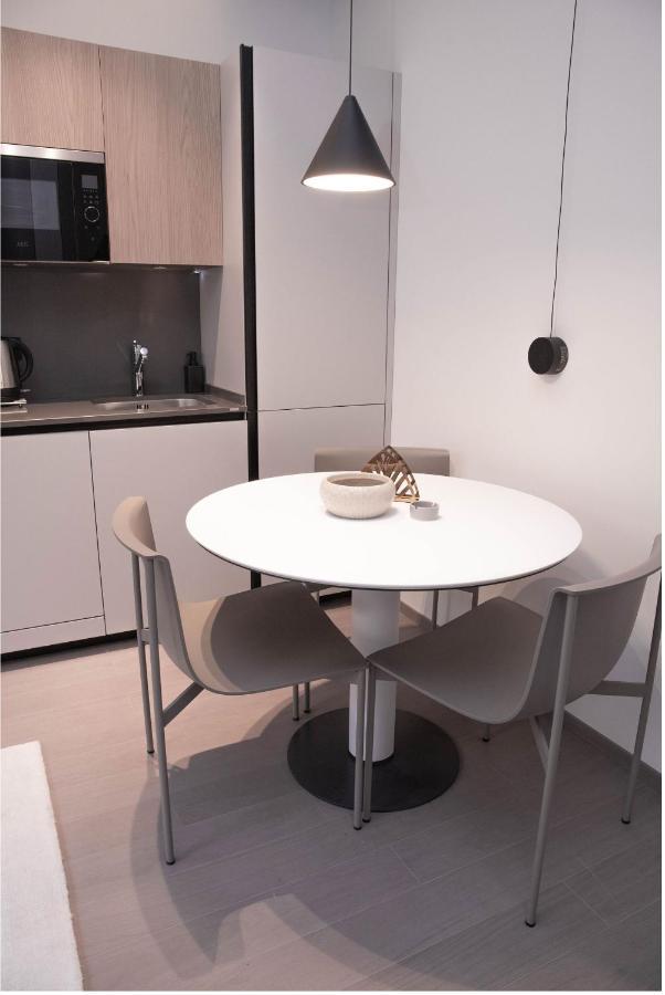Exclusive Retreat Few Steps From Duomo - Apt 1 ميلان المظهر الخارجي الصورة