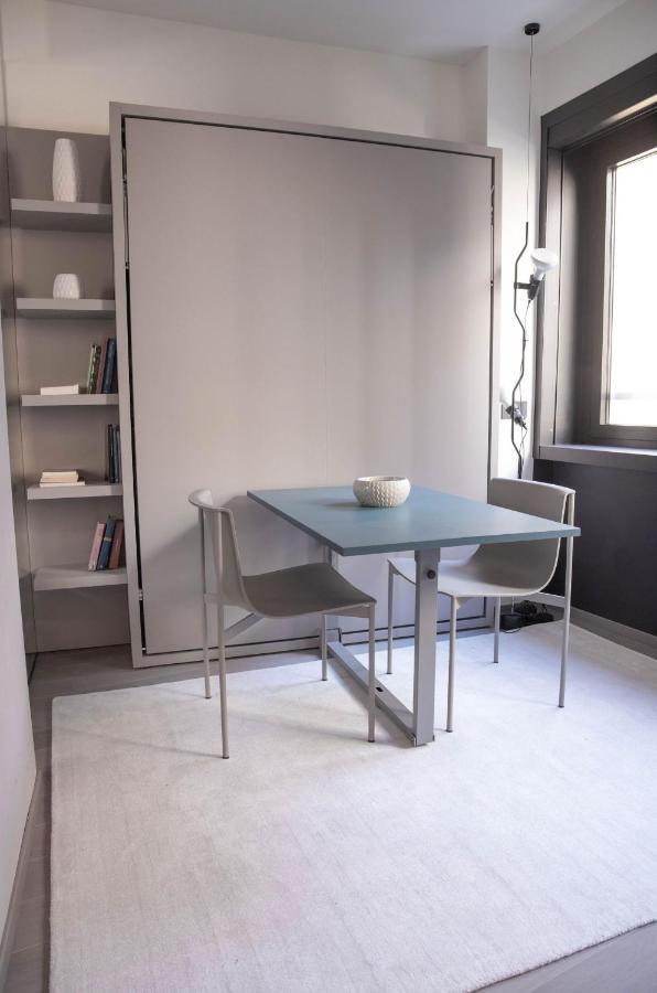 Exclusive Retreat Few Steps From Duomo - Apt 1 ميلان المظهر الخارجي الصورة